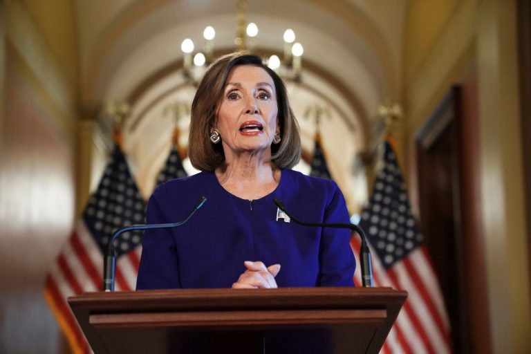 S1-DP411_PELOSI_M_20190924172547-768x512-1